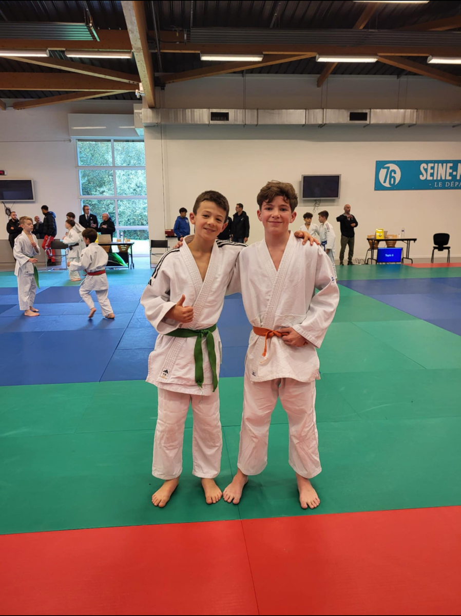 2 jeunes capistes au tournoi satellite minimes de Forges