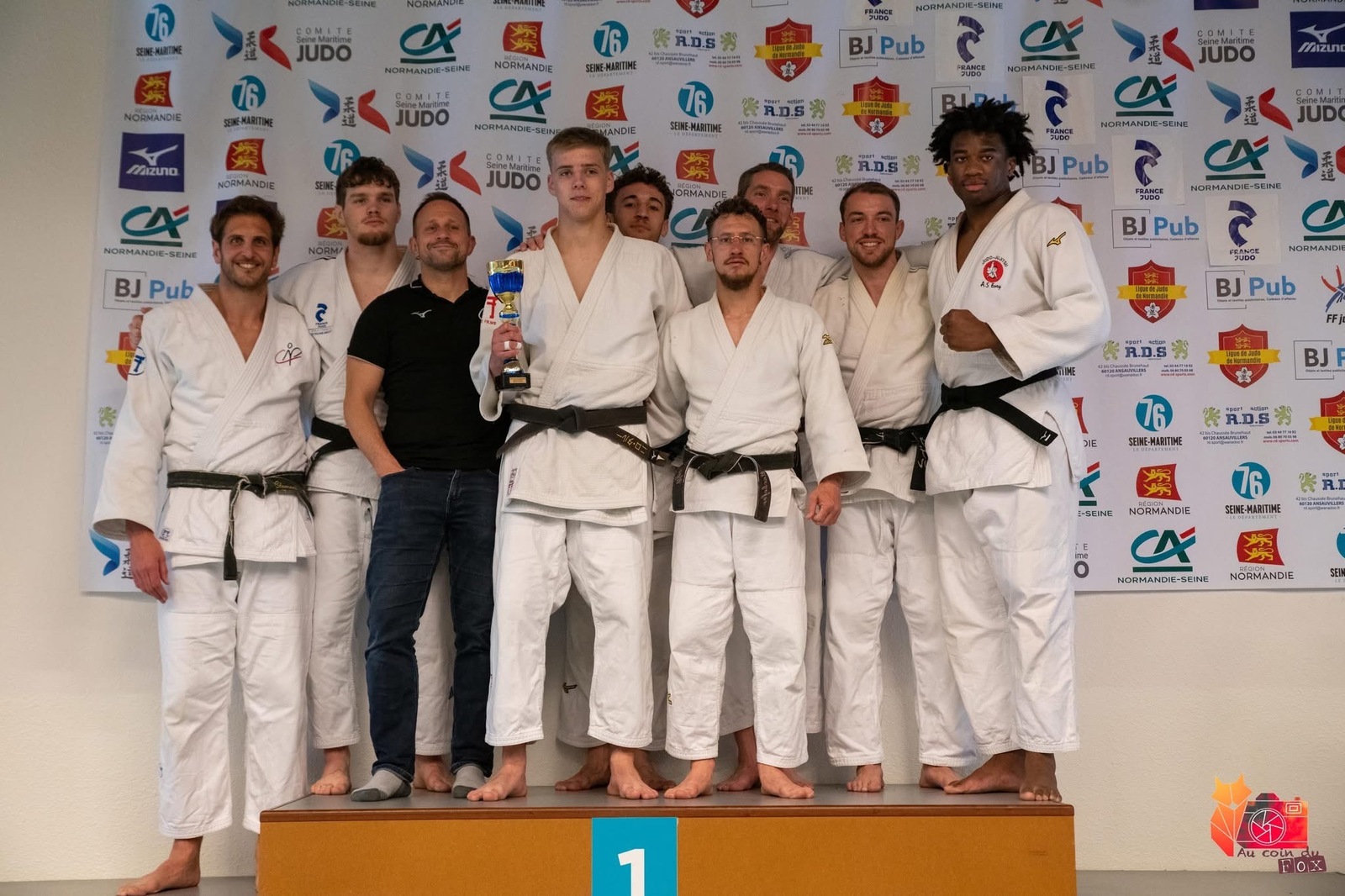 L'équipe masculine du CAP 4ème au championnat régional